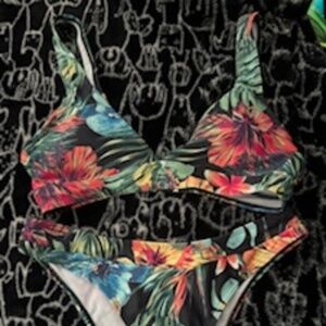 SHEIN Tropical print 2-piece bikini, Small